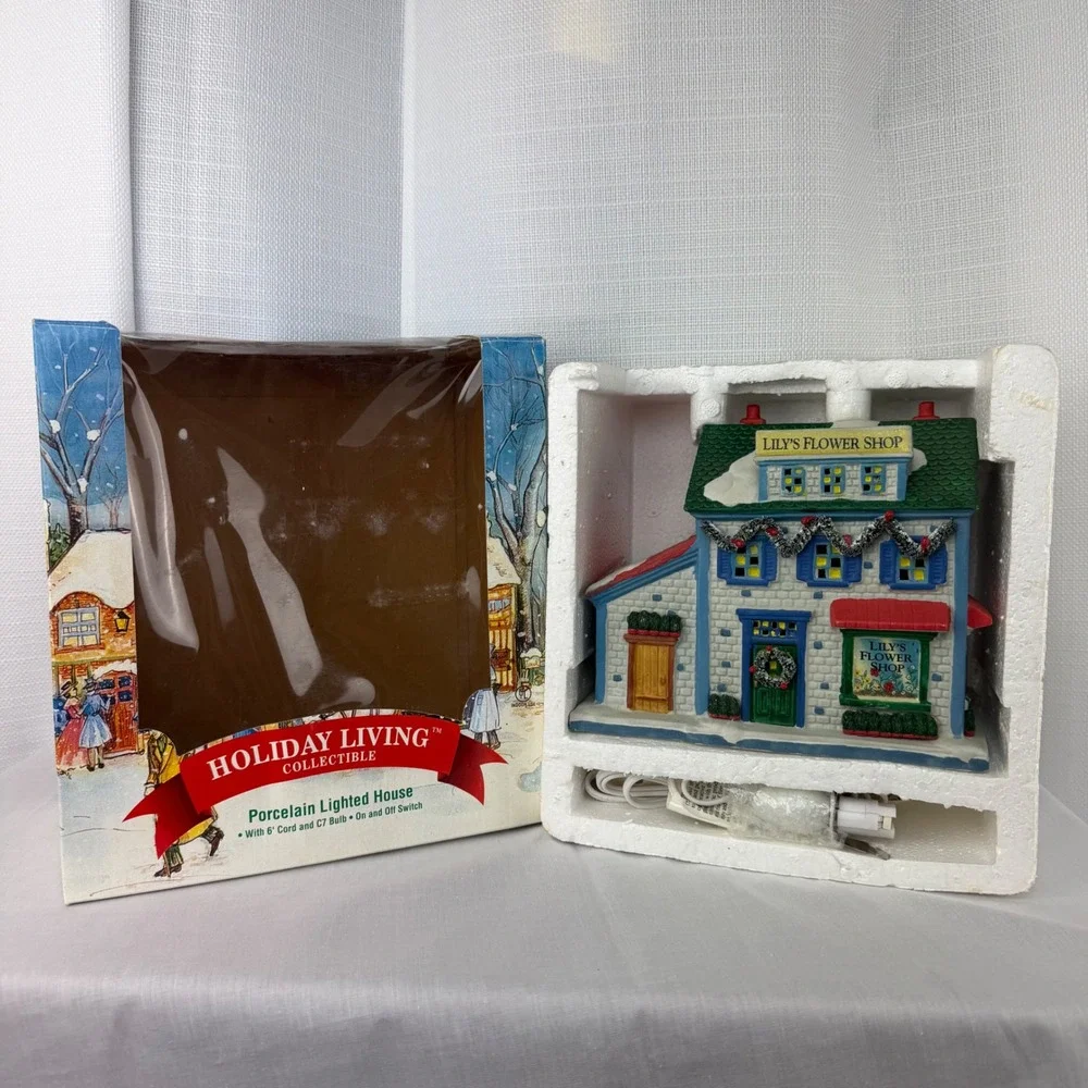 VTG Holiday Living Lily's Flower Shop Porcelain Lighted House Christmas Village